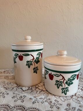 Crock Shop Santa Ana Apple & Ivy